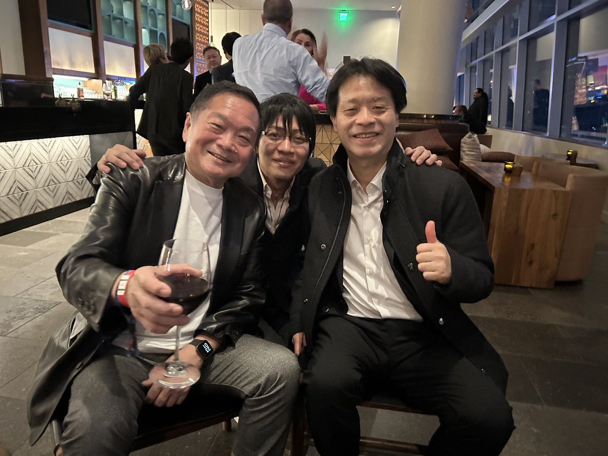 nhamaguc's tweet image. I'm back in Japan. 
Grateful again at TGA that FFVII REBIRTH has been supported by so many fans. I'm also happy to announce the PC version. 
I'll do my best to develop Part3, so please continue to support us!
-
日本に戻ってきました。
TGAで改めてFFVII REBIRTH…