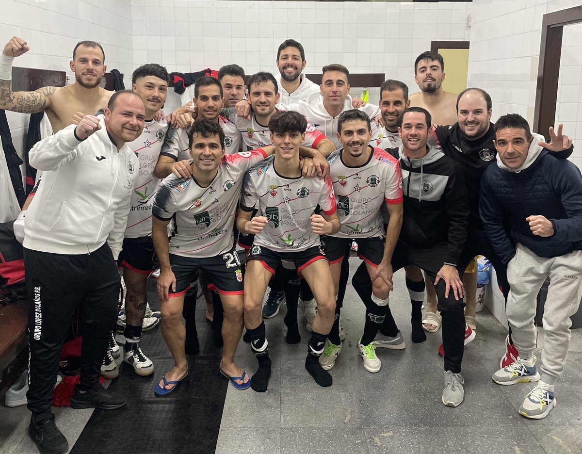 Temporada 24/25
2 División Nacional B
Grupo IV
Jornada 14

<a href="/grupolopez14/">GrupoLopezBolañosFS</a> 5-3 <a href="/cdrivasfutsal/">C.D. Rivas Futsal</a> 

<a href="/SukocaceresSuko/">Felixsuko10</a> ⚽️
<a href="/roman_cory12/">Roman</a> ⚽️
<a href="/fedevazs/">fede</a> ⚽️
Tato⚽️
Rafa⚽️

+3 en un partido disputado, donde tras una gran segunda parte logramos la victoria

#contigohastaelfinal 
#123👼🏻2💫🤍🖤❤️