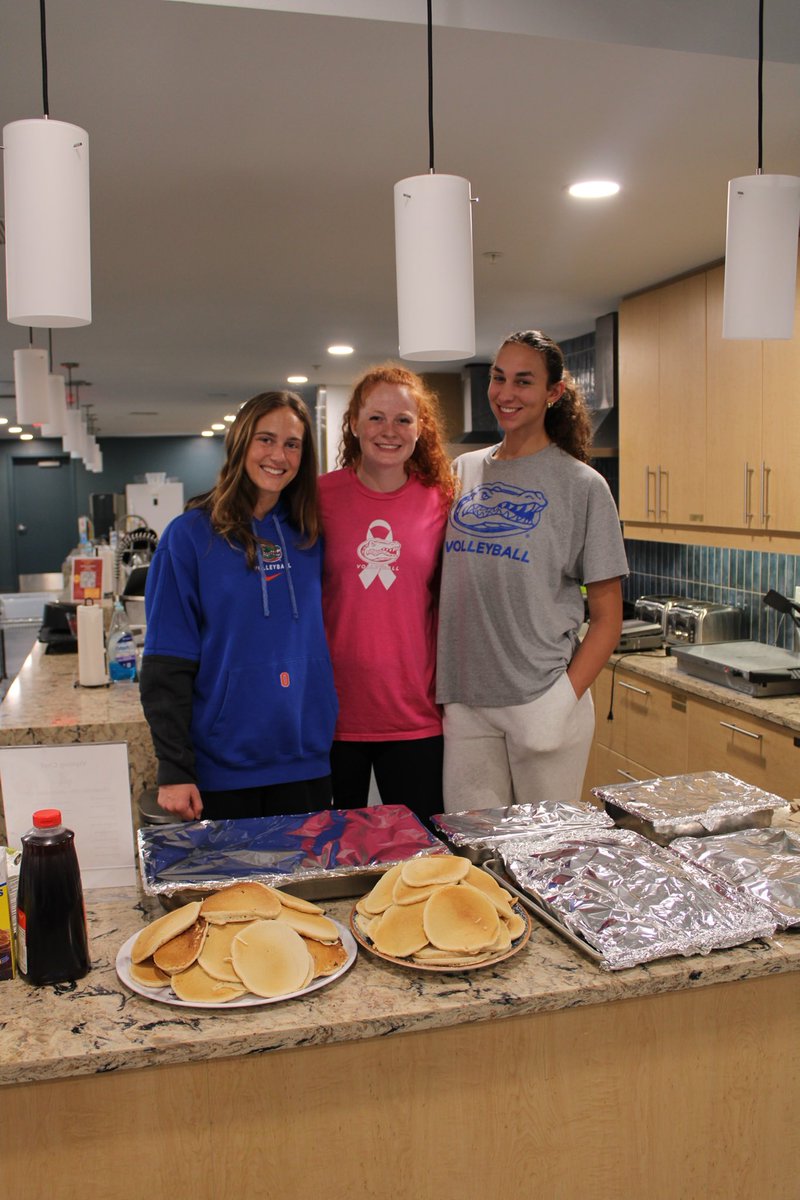 Flipping pancakes and spreading smiles! 🥞✨ Had the privilege of cooking breakfast for dinner at the Ronald McDonald House. Grateful for the chance to make mealtime a little brighter for these amazing families. <a href="/RMHCNCF/">RMHCNCF</a> <a href="/Fl_Victorious/">Florida Victorious</a> #FVFoundation