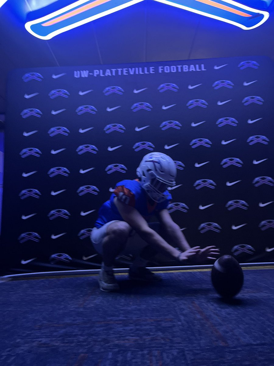 Had a great official visit yesterday <a href="/UWPlattFootball/">UW-Platteville Football</a> Thank you <a href="/Ryan_Munz/">Ryan Munz</a> <a href="/CoachR_Bailey/">Ryley Bailey</a> for the hospitality and the rest of the coach’s!!