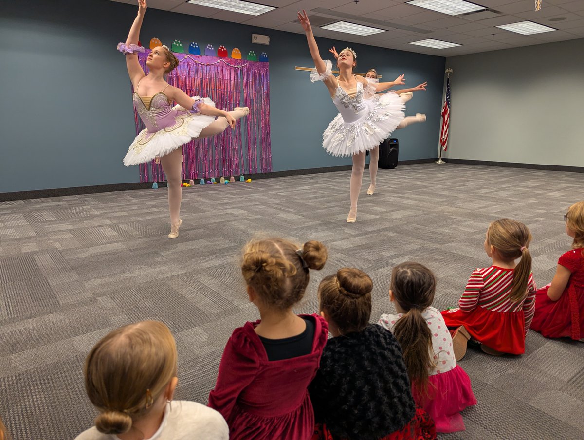 MentorPublicLibrary (@mentorpl) on Twitter photo Thanks to the ballerinas from <a href="/rabbitruntheatr/">Rabbit Run Theater</a> for making sure our Sugar Plum Fairy Tea Party was EN POINTE! Thanks to the ballerinas from <a href="/rabbitruntheatr/">Rabbit Run Theater</a> for making sure our Sugar Plum Fairy Tea Party was EN POINTE!