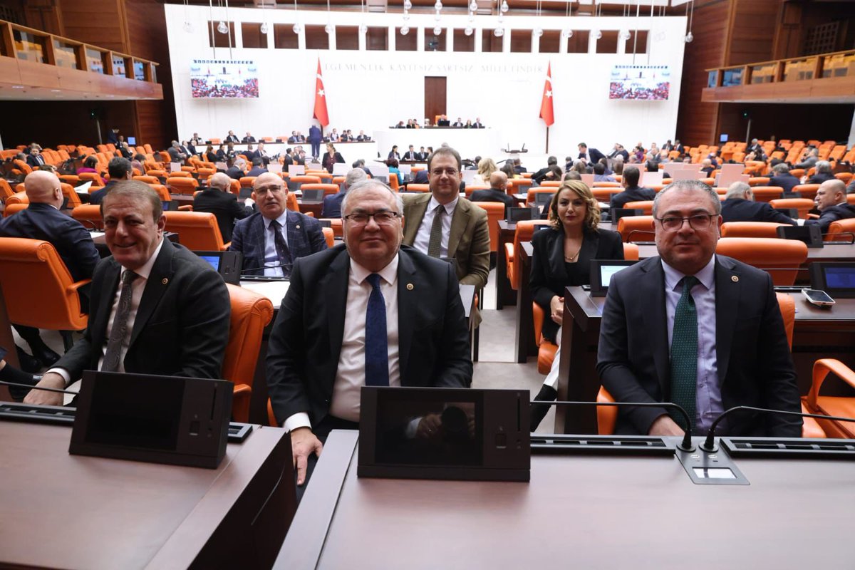 mvhuseyinyildiz's tweet photo. 2025 Yılı Merkezi Yönetim Bütçe Kanunu Teklifi görüşmelerinin altıncı günündeyiz.

📌Üniversiteli işçiler
📌Kamu mühendisleri
📌Atanamayan Öğretmenler
📌Piktes Öğretmenleri
📌Zabıta, itfaiye ve infaz koruma memurlarının mesleki sorunları
📌Kademeli emeklilik
📌Taşerona kadro
📌3600 ek gösterge
📌YHS Peroneli
📌Staj çıraklık mağdurları

CHP Grubu olarak TBMM Genel Kurulu’nda vatandaşımızın hakkını savunmaya devam ediyoruz. 

#TBMM
#BütçeGörüşmeleri 
#CHP