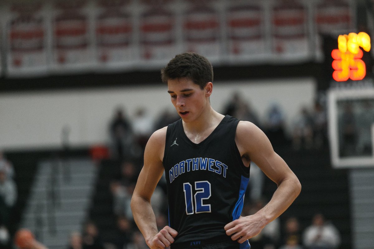 Peyton McCollum leads 4A in assists through December 14th:

🔹 25 Assists
🔹 8 Turnovers
🔹 3.12 A/TO