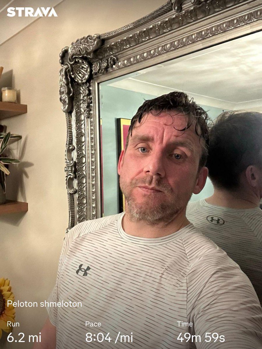 Marathon training has started!! Me looking moody wasn’t meant 🤣🤣! Hope you’re all well runners and getting some 💥👊🏻 up the runners ⁦<a href="/TheJogShop1/">The Jog Shop</a>⁩ ⁦<a href="/on_running/">On</a>⁩ ⁦<a href="/UKRunChat/">UKRunChat</a>⁩ ⁦<a href="/BrightonMarathn/">Brighton Marathon Weekend</a>⁩ ⁦<a href="/brightonhalf/">Brighton Half</a>⁩