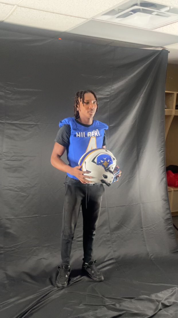 I had an amazing day with <a href="/HilbertHawksFB/">Hilbert College Football</a> , <a href="/ted_egger/">Ted Egger</a> thank you for the visit and showing everything about Hilbert College.