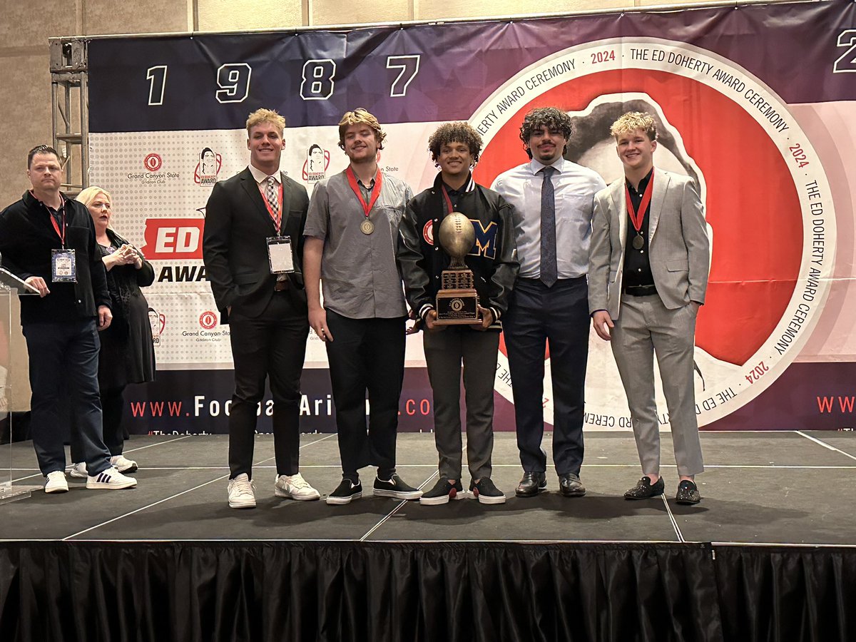 Javier Morales (@javierjmorales) on Twitter photo Congratulations, Dezmen. Bijan Robinson of <a href="/SCLancerNation/">Salpointe Football</a> was the last from Southern Arizona to win the Ed Doherty Award in 2018 and 2019. Also congrats to Jimmy Leon of Mica Mountain and the other finalists. Congratulations, Dezmen. Bijan Robinson of <a href="/SCLancerNation/">Salpointe Football</a> was the last from Southern Arizona to win the Ed Doherty Award in 2018 and 2019. Also congrats to Jimmy Leon of Mica Mountain and the other finalists.