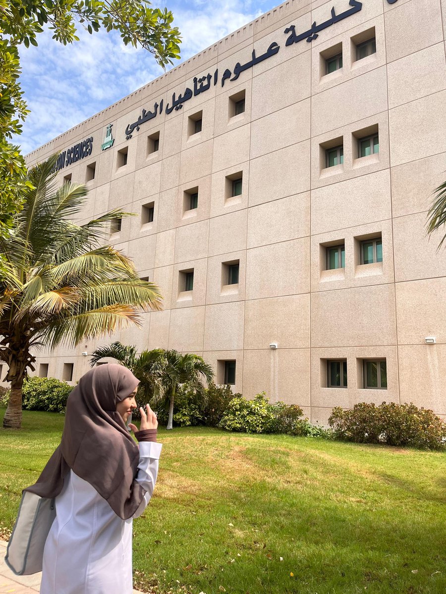 Few weeks ago✨🎀

مرة احب دا المكان قدام كليتنا، فيلو ذكريات مرة كثير، وفي الشتاء تطلع ورود شكلها يفتح النفس🌸