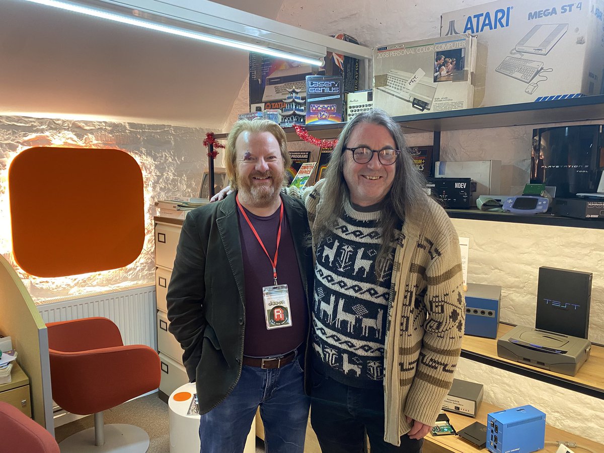 Fantastic public session at The Cave @RMCRetro today.
Special guest <a href="/therealh0ffman/">h0ffman</a> came to see his Amiga game Cecconoid running on the Arcadia Super Select System.
And we had a surprise visit by the legendary Jeff Minter,whom I had a nice chat with,a real honour to have met him