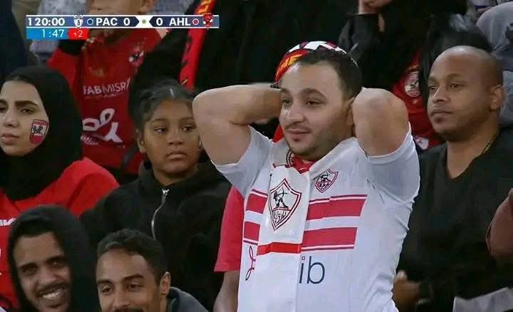 A7madSahwan's tweet photo. الله عليك يا بركة 🤦🏻‍♂️ وانا اقول النحس دا جه منين !
#الاهلي https://t.co/IoZejJkJ5m
