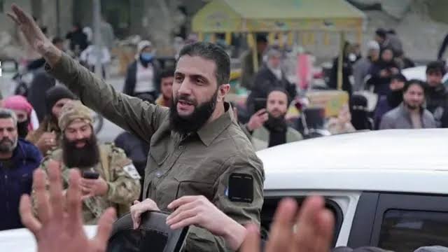 Thaut_of_Egypt's tweet photo. @hureyaksa يذكرني بلحيته و زيه بفيديل كاسترو عقب قيام الثورة الكوبية ، هل هذا التشابه مقصود وله مدلول أم لا ؟!
الله اعلم https://t.co/xU1OEeWBn3