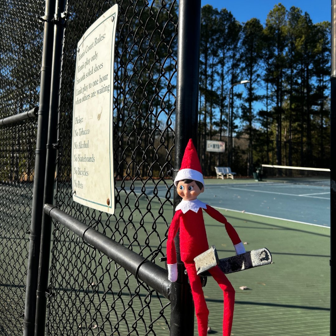 Clem’s serving up some holiday fun at Nettles Park! 🎾 He traded in his toy making skills for some serious tennis skills and hit the courts. Who knew Clem had such a good forehand? 🤷‍♂️ Watch out, Clemson, there’s a new tennis pro in town! 🤩🏆