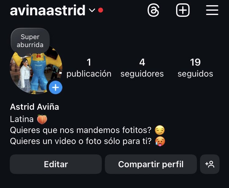 ReyeesFabbb3's tweet photo. Hola todos sigan a esta nena apóyenla https://t.co/KwuAUuYarQ