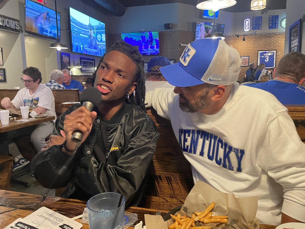 Harrison “Soup” Campbell (@soupcampbell76) on Twitter photo Great meeting you today <a href="/MarioMaitland_3/">Mario A Maitland</a>! Now let’s beat those dirty birds! L’s down baby! #BBN #GoCats 🏀😺 Great meeting you today <a href="/MarioMaitland_3/">Mario A Maitland</a>! Now let’s beat those dirty birds! L’s down baby! #BBN #GoCats 🏀😺