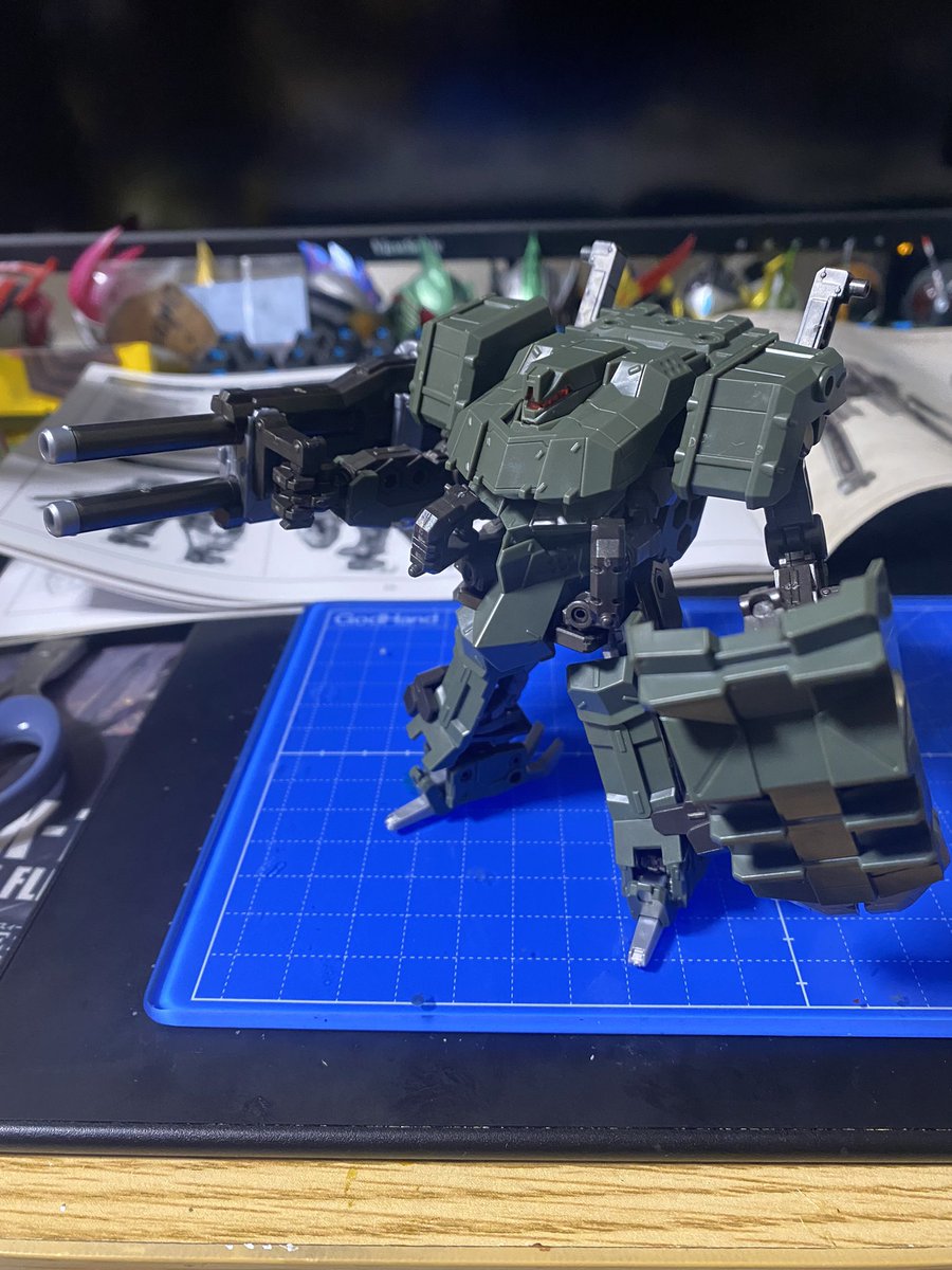 GoldPart5's tweet photo. 早朝プラモ
ブレイズボア https://t.co/aDi2bIbRSZ