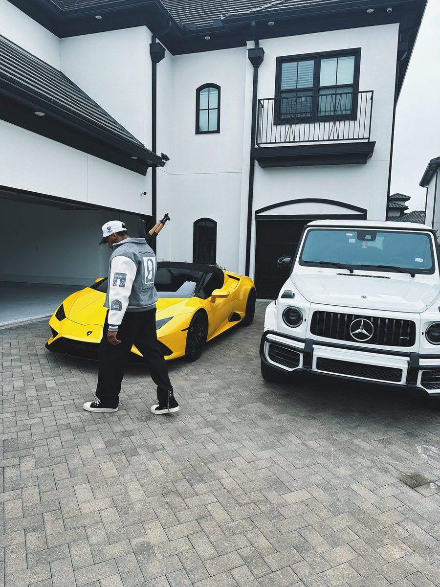 Wealth Squad Chris tweet media