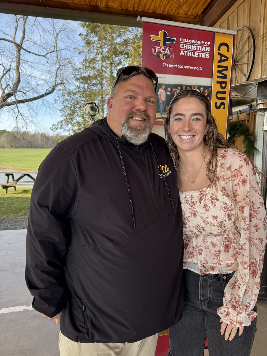 Alyssa Hopkins tweet media