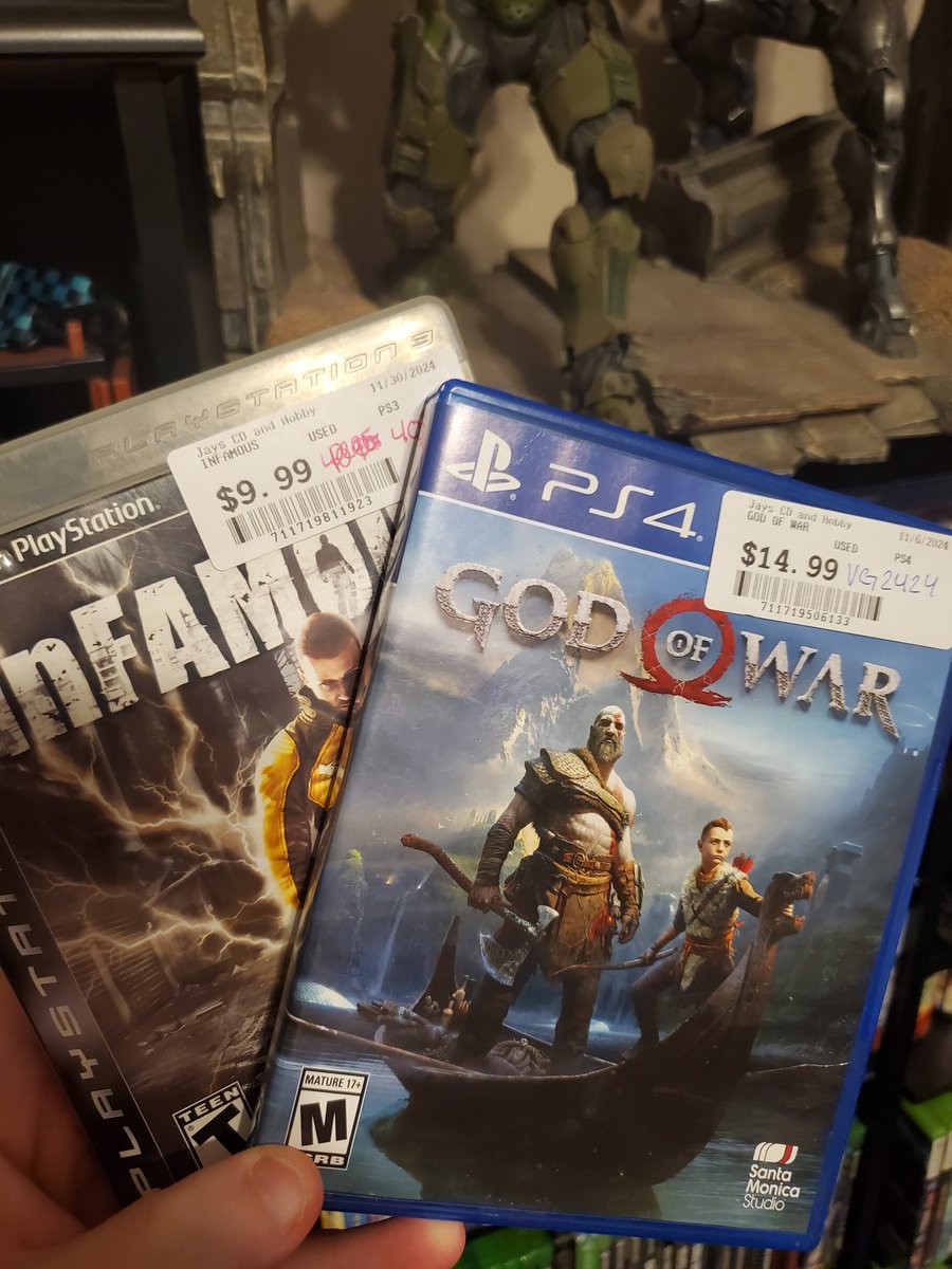 SlayerReigning's tweet photo. Recent pickups! A reminder to keep supporting physical!
#PhysicalCollector
#MultiplatformGamer https://t.co/dkpmNsFTA2