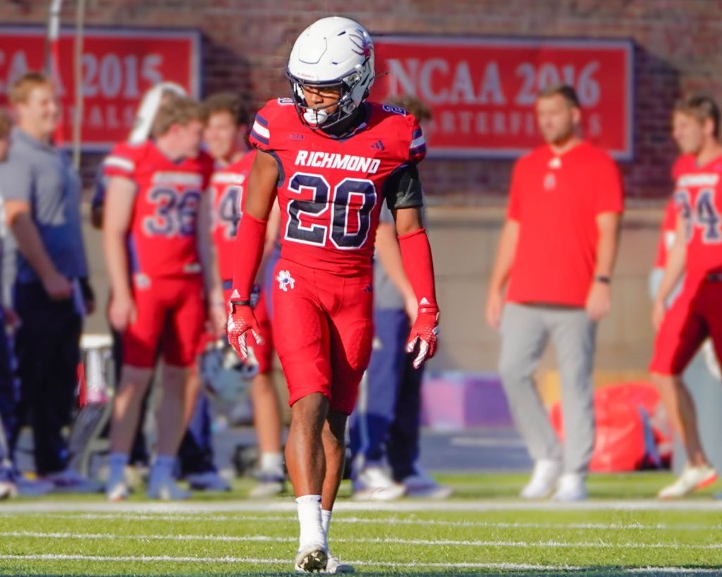 Honored to be named 1st team 2x All Canadian and #1 CB in 🇨🇦 by <a href="/3DownNation/">3DownNation</a> <a href="/TheJCAbbott/">JC Abbott</a> @KGNonTSN <a href="/NFLCanada/">NFL Canada</a> 
3downnation.com/2024/12/14/abb…