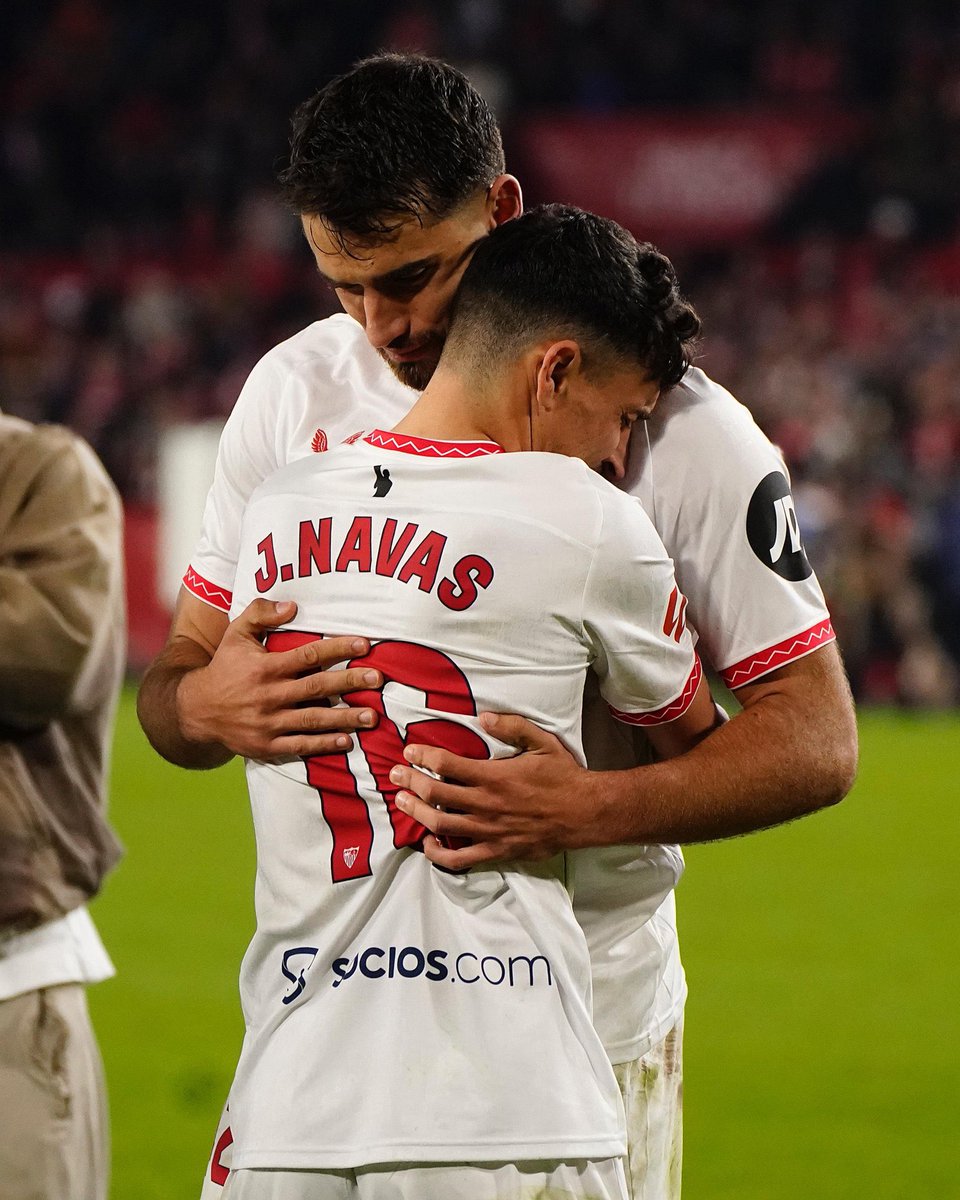 Felicidades Álvaro 👏👏👏

Former Marshall Men’s Soccer Alum, Álvaro García Pascual, made his First Team and <a href="/LaLiga/">LALIGA</a> debut for <a href="/SevillaFC/">Sevilla Fútbol Club</a> today in their 1-0 win over <a href="/RCCelta/">Celta</a>! 🇪🇸

#WeAreMarshall