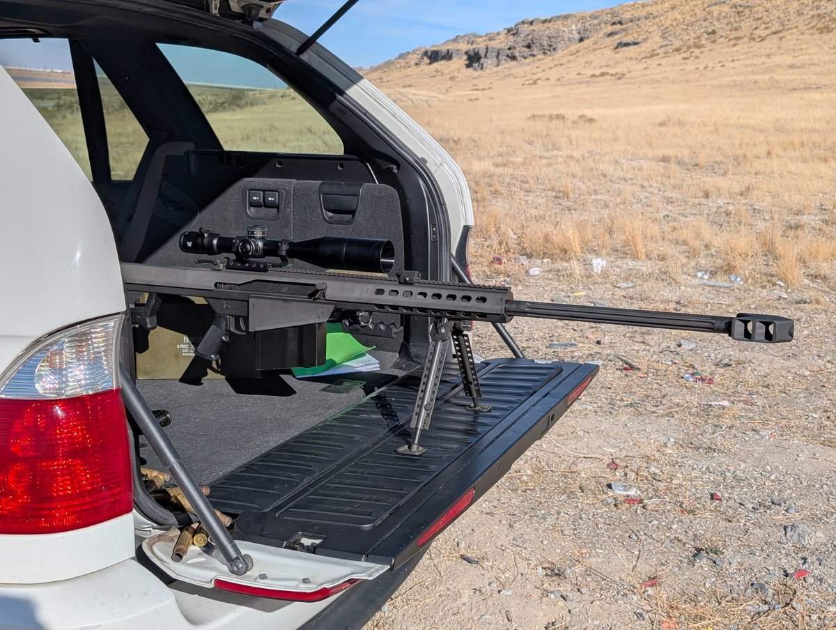 The best use for the X5's tailgate