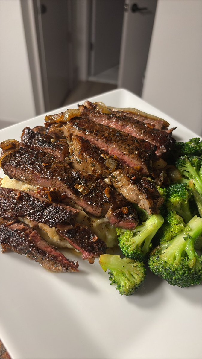 thedollmo_'s tweet photo. #cookingwithmo #mouthfullofmo https://t.co/mcyvYSEzfG