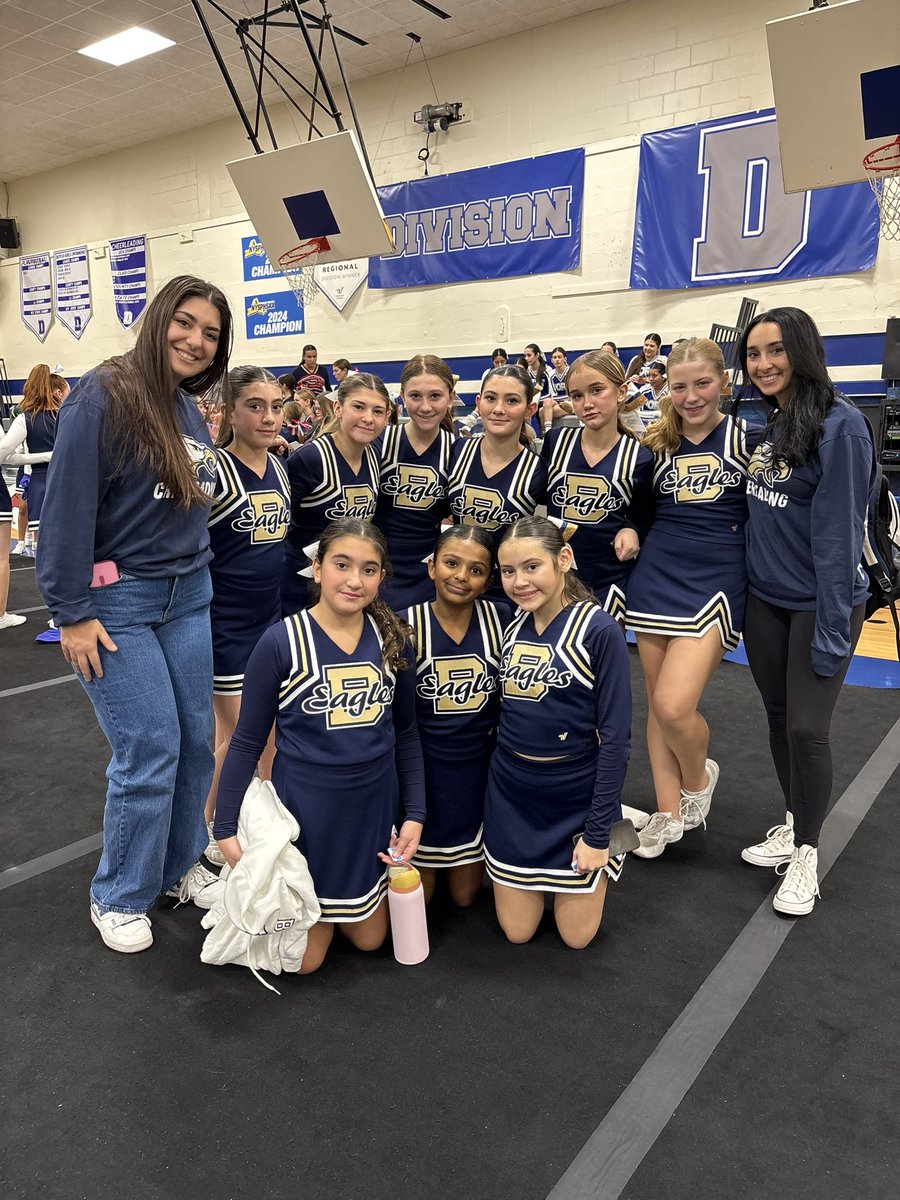 Ms. Bulla✨ tweet media