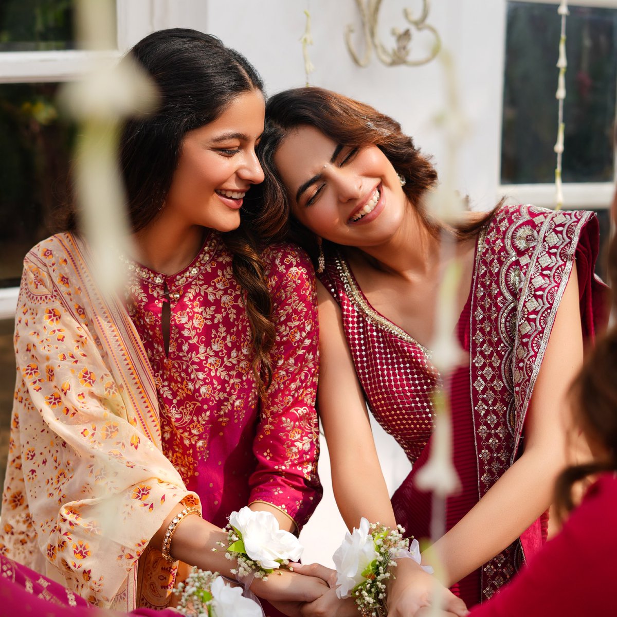 Create a moment to remember. Our bridesmaid collection is the perfect way to celebrate love and friendship.✨
With a variety of styles and colors, you’ll find the perfect dress to make the occasion truly special.🤍

#Aurelia #Aureliawomenswear #Wedding #Bridesmaids #BrideSquad