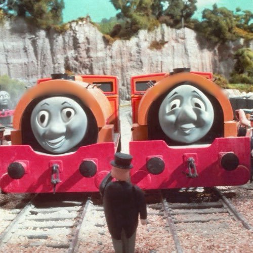 The red and blue guy tweet media