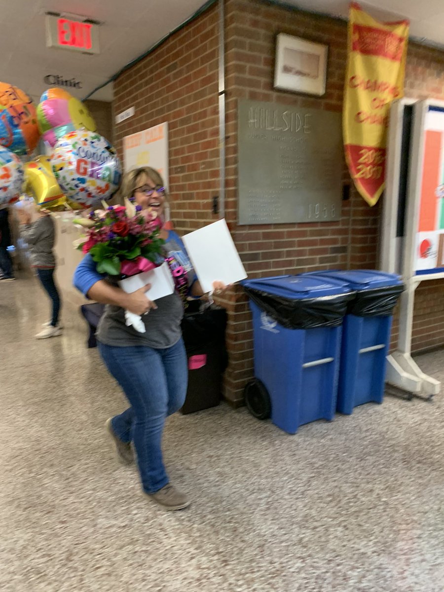 PCSDhillside's tweet image. Wishing a very happy retirement to our Mrs. Gibson!  Congrats!