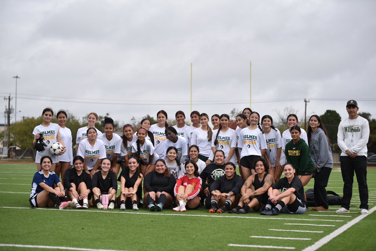 Lady Husky Soccer (@holmes_soccer) on Twitter photo 2024 Alumni game was a success!!
We love to see the Husky pride💛💚
A HUGE thank you to <a href="/NISD_Hamric/">James Hamric</a> for taking great pictures of our alumni matches.
<a href="/NISDHolmes/">NISD Holmes</a> <a href="/nisd_nsite/">nisd_nsite</a> 2024 Alumni game was a success!!
We love to see the Husky pride💛💚
A HUGE thank you to <a href="/NISD_Hamric/">James Hamric</a> for taking great pictures of our alumni matches.
<a href="/NISDHolmes/">NISD Holmes</a> <a href="/nisd_nsite/">nisd_nsite</a>