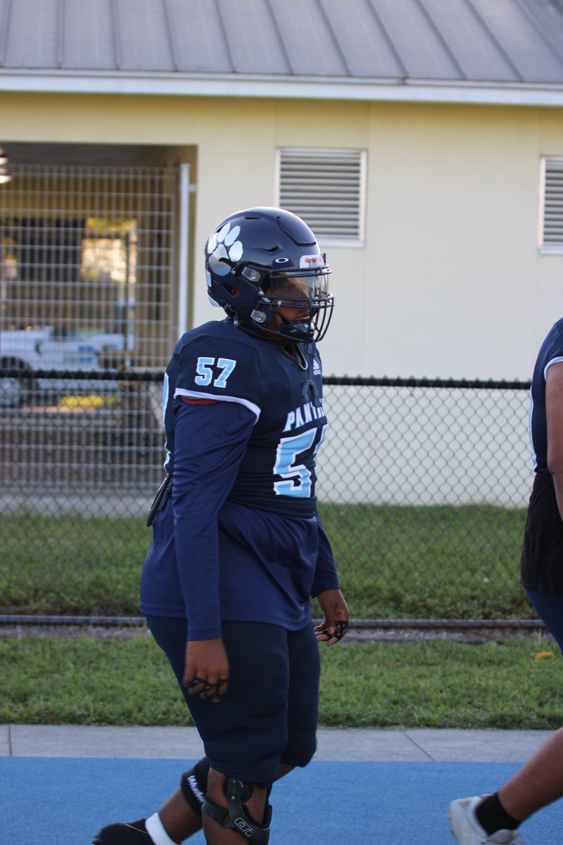 Daniel Fandino (@danielfandino4) on Twitter photo Every other sport I play is so that I can improve in the one I love the most🏈‼️ Every other sport I play is so that I can improve in the one I love the most🏈‼️