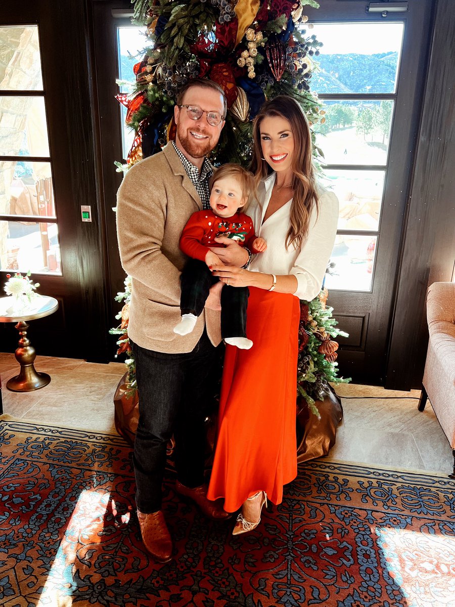 Happy Holidays from my little family to yours ✨