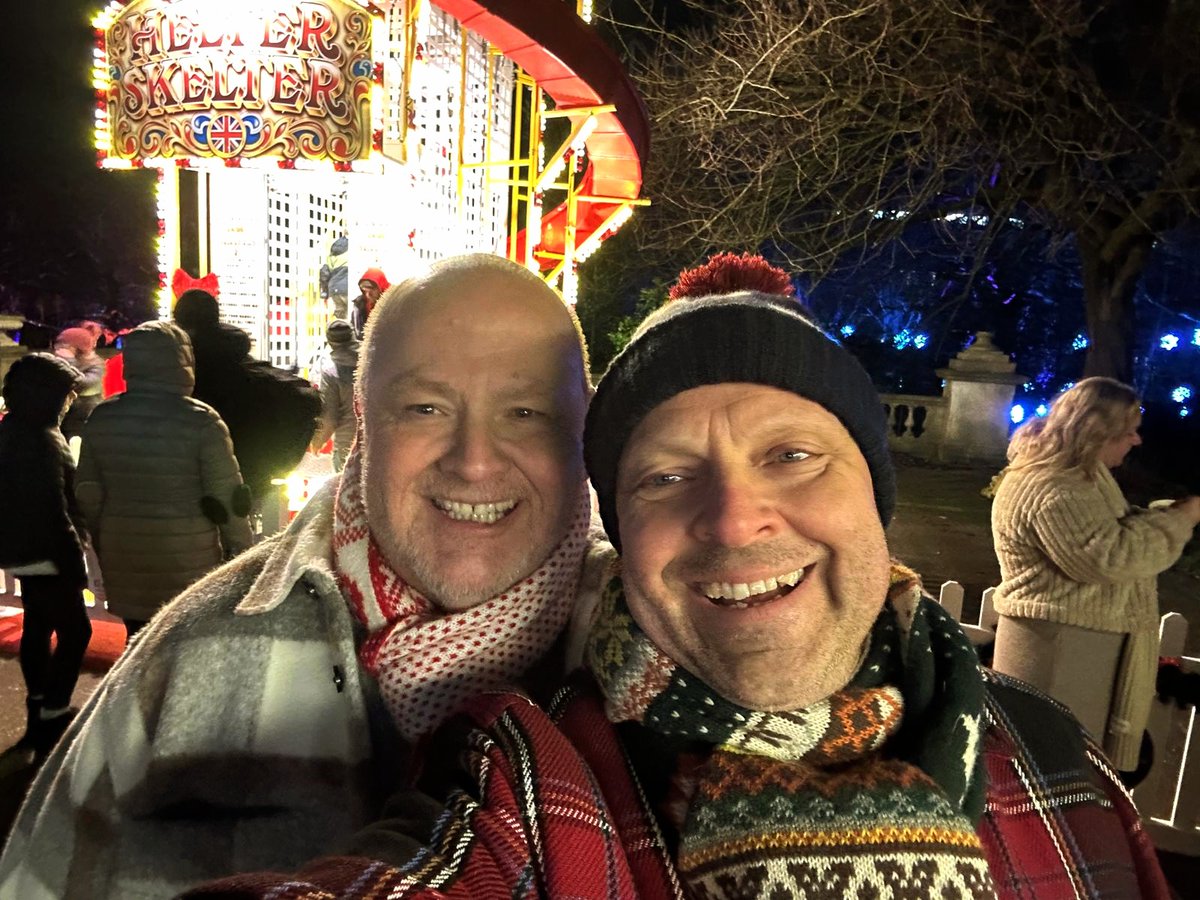 great night out at <a href="/LightsNewcastle/">Northern Lights</a> lots of delicious food &amp; festive buzz