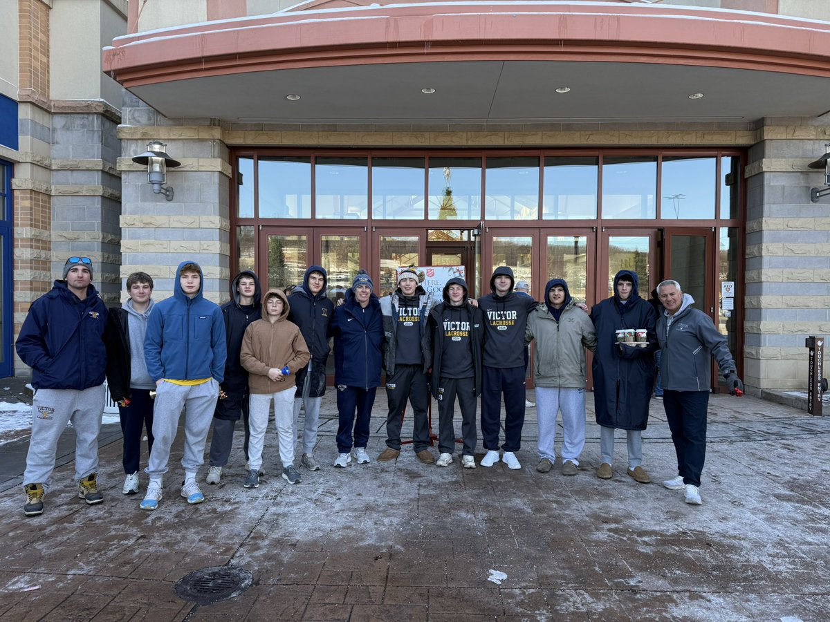 VictorCSD_Super's tweet image. Great time hanging with the @VictorLacrosse team today at the Salvation Army bell ringing. Great group of players and coaches giving back to their community!!! @VictorSchools @VictorBLDevils