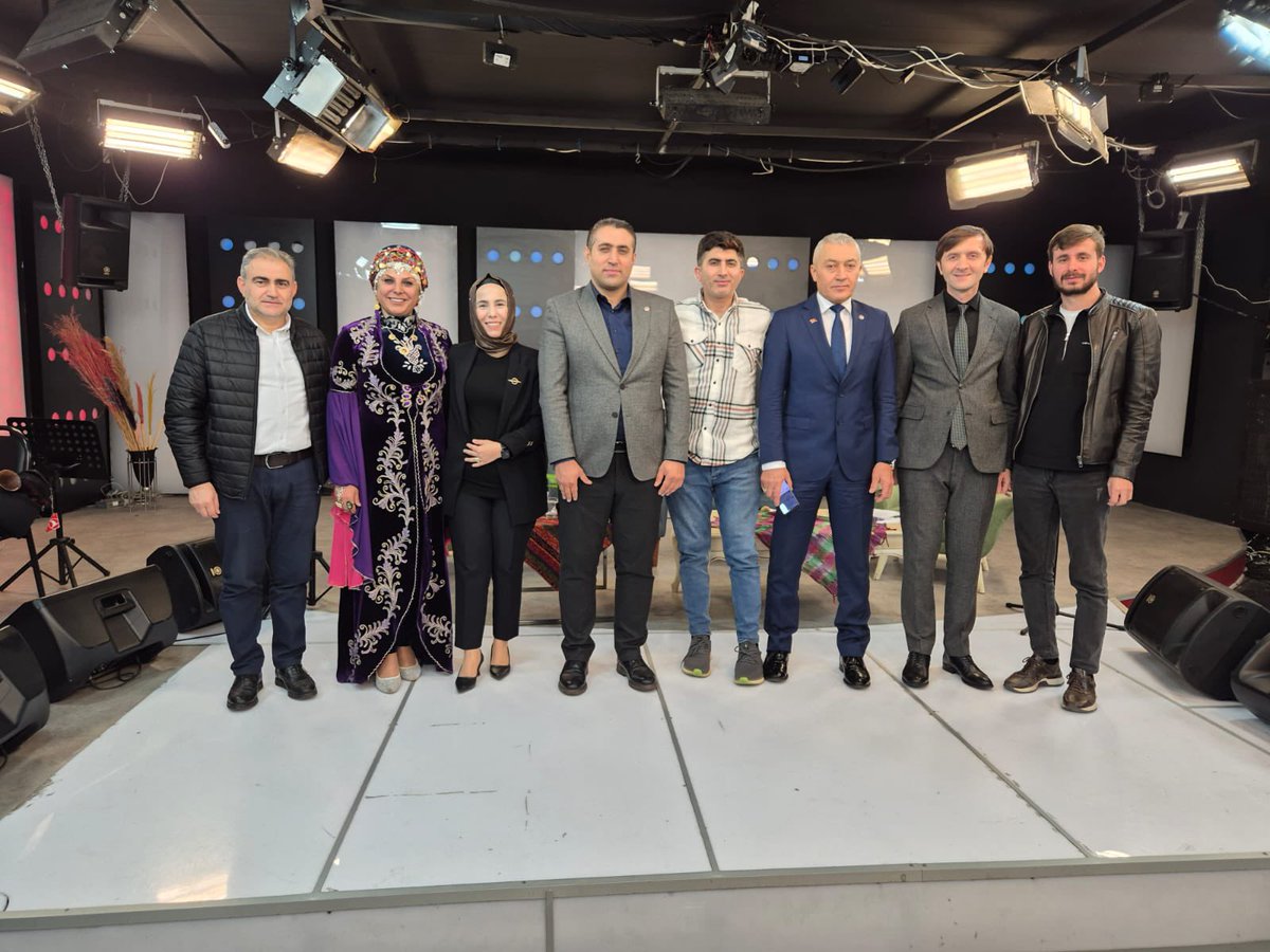 sidef29's tweet image. ŞİDEF Genel Başkanımız Serkan Kaya, Genel Başkan Vekilimiz Yaser Sarı ile birlikte “Seher Bağlama ile Derneklerimiz”programına konuk oldu.Birkan Çelik’in türküleri ile eşlik ettiği programda misafirperverliği için Anadolu Dernek TV ailesine Seher Bağlama nezdinde teşekkür ederiz.