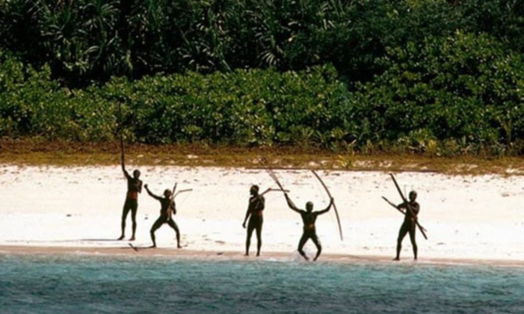 New Jersey residents after seeing an American Airlines B737 take off from Newark