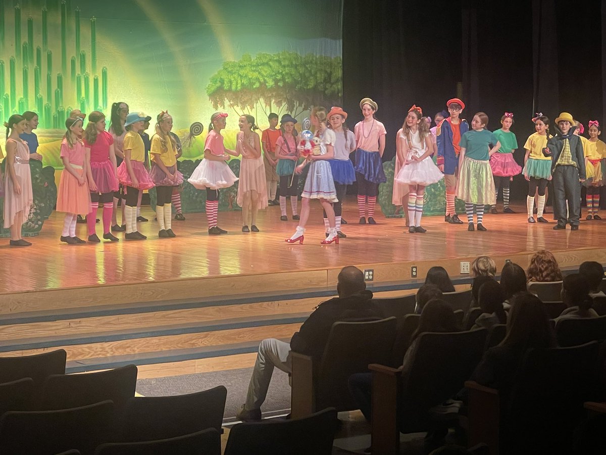 Let’s run it back! Great night for the cast and crew of the Wizard of Oz last evening. Still more to come-We are Peirce Proud! <a href="/WestChesterASD/">West Chester Area SD</a>