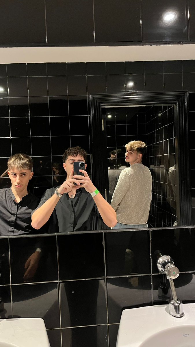 Gente de <a href="/NexumEC/">NexumEC</a> sois las jodidas cabras, wow