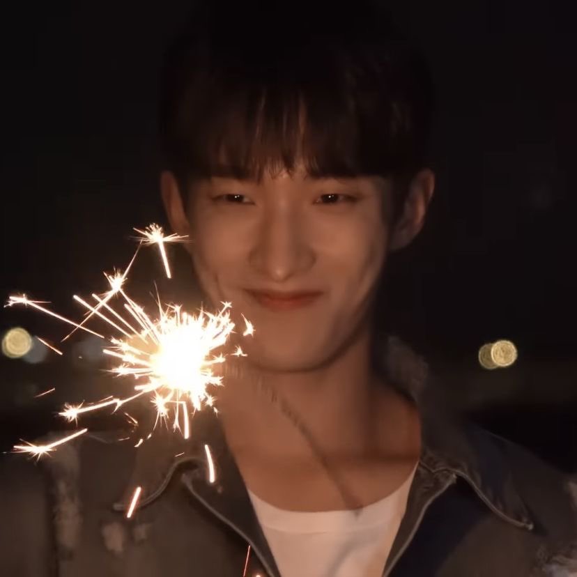 매일매일이 불꽃처럼 빛나는 하루가 되면 좋겠어 !! ミ★