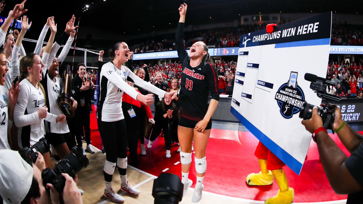 Louisville Volleyball tweet media