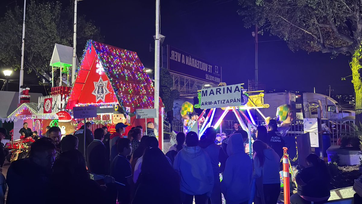 Policía Atizapán (@policiaatizapan) on Twitter photo La <a href="/SEMAR_mx/">SEMAR México</a> presente durante el evento "Enciende la Navidad en #AtizapánDeZaragoza" en conjunto con la Policía Municipal, llevando alegría a las familias de nuestro municipio. La <a href="/SEMAR_mx/">SEMAR México</a> presente durante el evento "Enciende la Navidad en #AtizapánDeZaragoza" en conjunto con la Policía Municipal, llevando alegría a las familias de nuestro municipio.