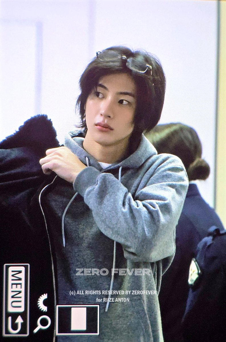 앤톤 ㅁㅊ 오늘 진짜 섹시변태교수같음…… oops//