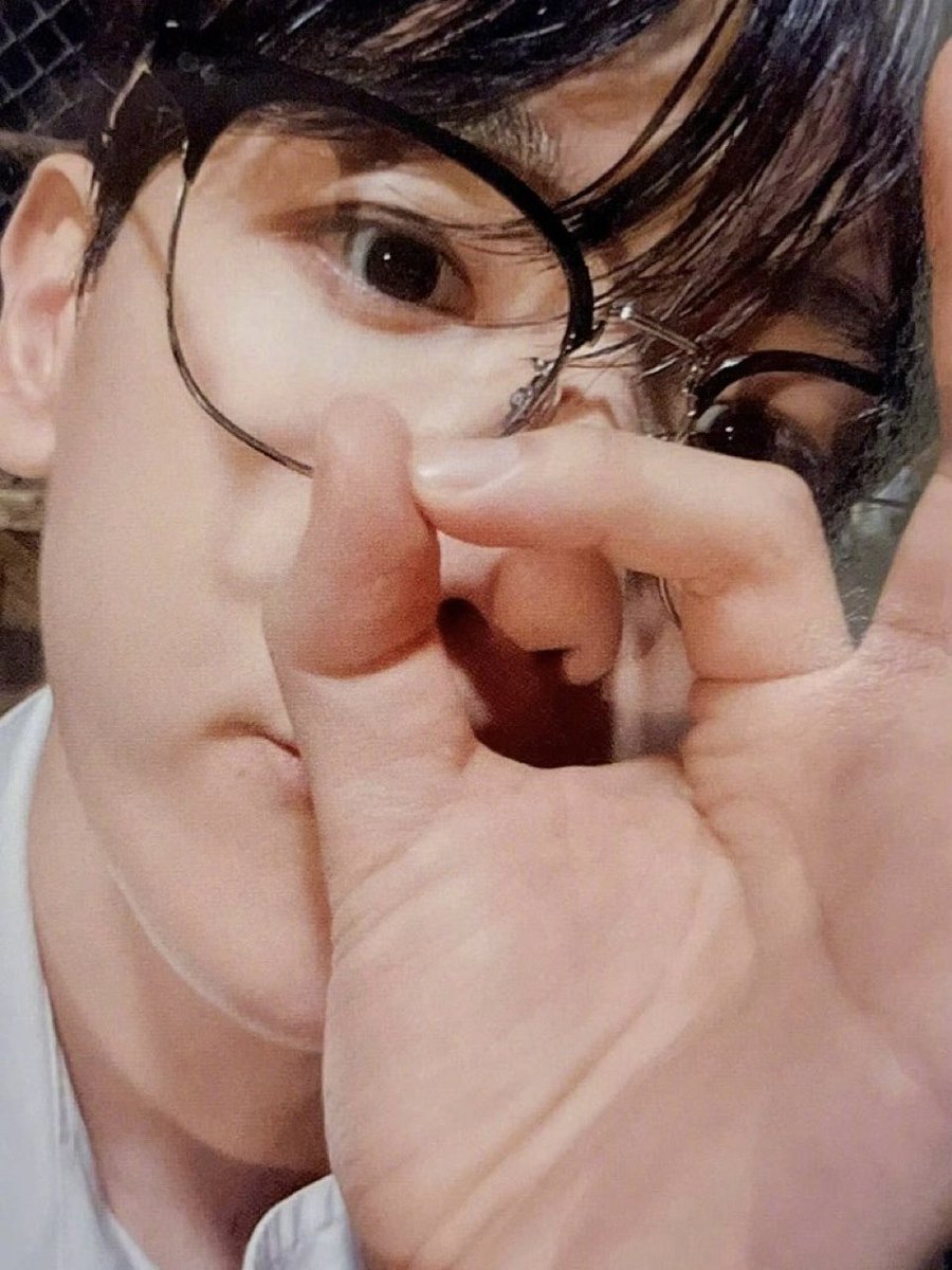 Asian Pop Music Awards 2024: People’s Choice Award
#APMA2024 #PineappleSlice #BAEKHYUN <a href="/APMAHK/">APMA OFFICIAL</a>