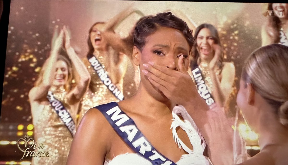 Emilie Lopez ⭐️⭐️ tweet media