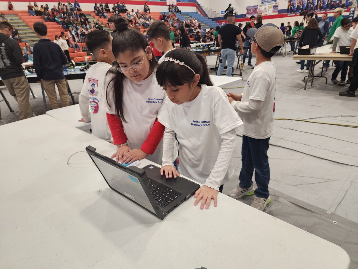 Adriana Olivas 👩🏻🏫 (@aolivas_bmes) on Twitter photo Patriots representing at #RobocomXI !!! Very proud of all their hard work!! 🫶🏼🫶🏼 #PatriotPride Patriots representing at #RobocomXI !!! Very proud of all their hard work!! 🫶🏼🫶🏼 #PatriotPride