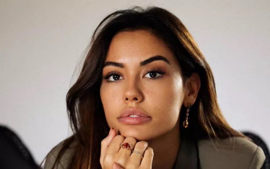 slydixy's tweet photo. Celle qui méritais le plus 😔 #MissFrance2025 https://t.co/ePF6PsJiVg