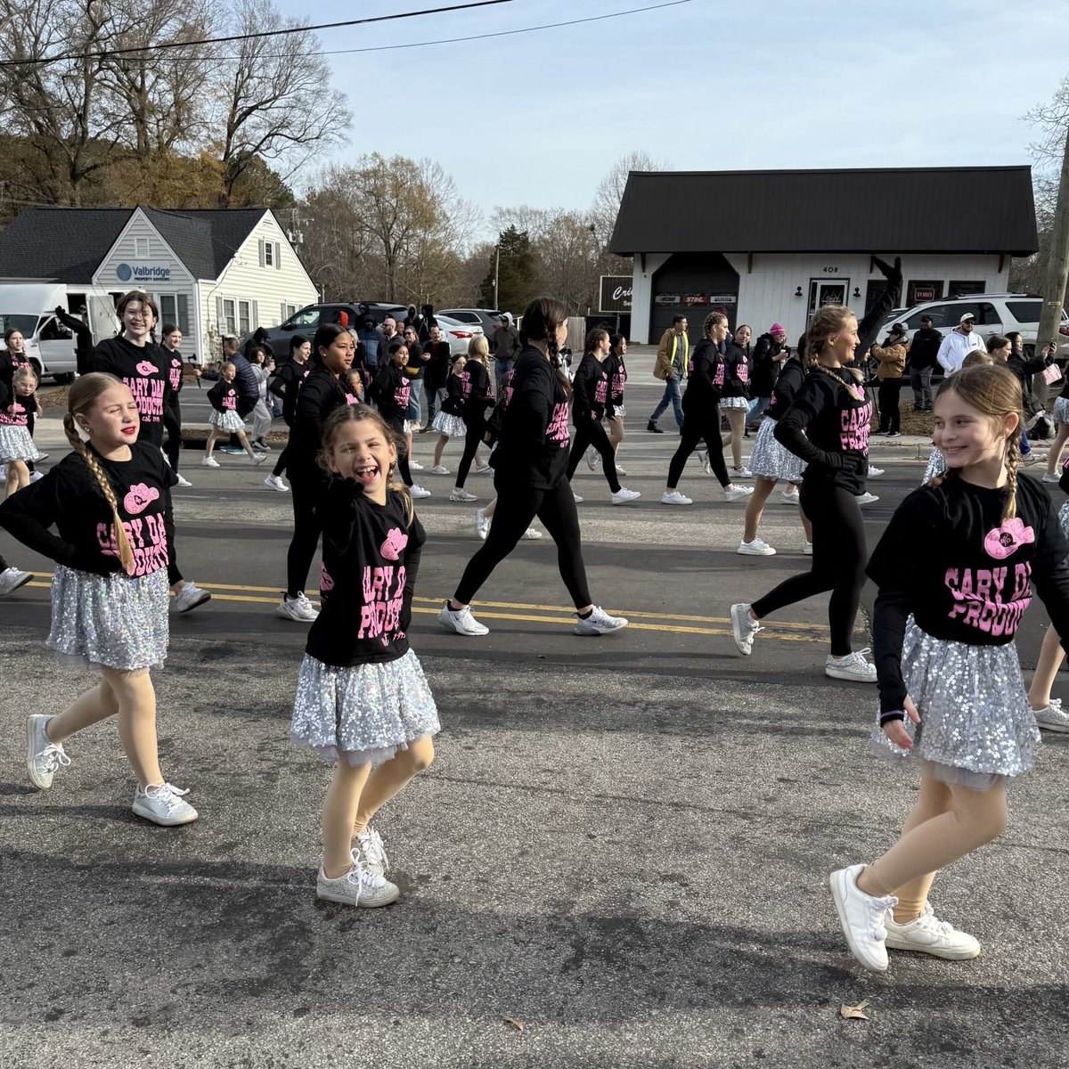WileyNickel's tweet image. The kids and I had a good time in today’s Cary holiday parade! It was great to see everyone out and about with loved ones.

Happy Holidays!