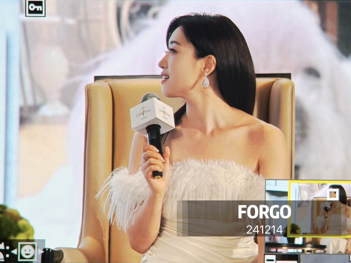 _Forgo's tweet image. 오랜만이다

#은정 #함은정 #Eunjung