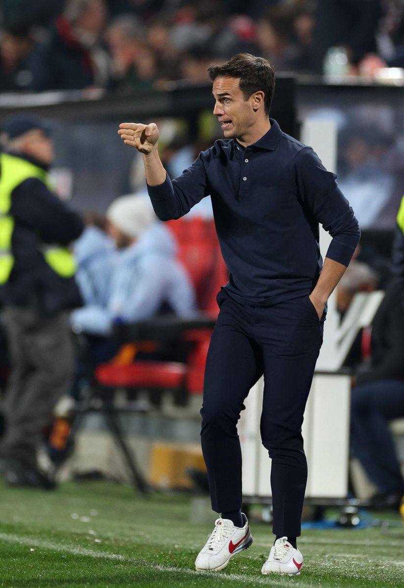 AdriRM33's tweet photo. 🗣️ Íñigo Pérez entrenador del Rayo Vallecano: "No me gusta mentir  y Mumin es el que le da una patada a Vinícius."

QUÉ GRAVE ES ESTO Y EL VAR NO LO HA QUERIDO VER 🤐 https://t.co/VqynDq1VFH