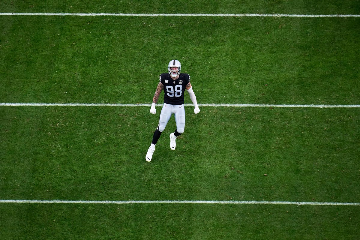 CrosbyMaxx's tweet image. To All My Fans… I Love Yall. Back Better Than Ever. #Limitless 🦅💎